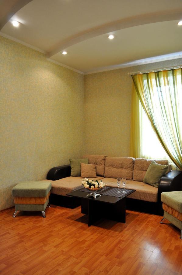 Apartment On Karbyshewa 1 Grodno Esterno foto