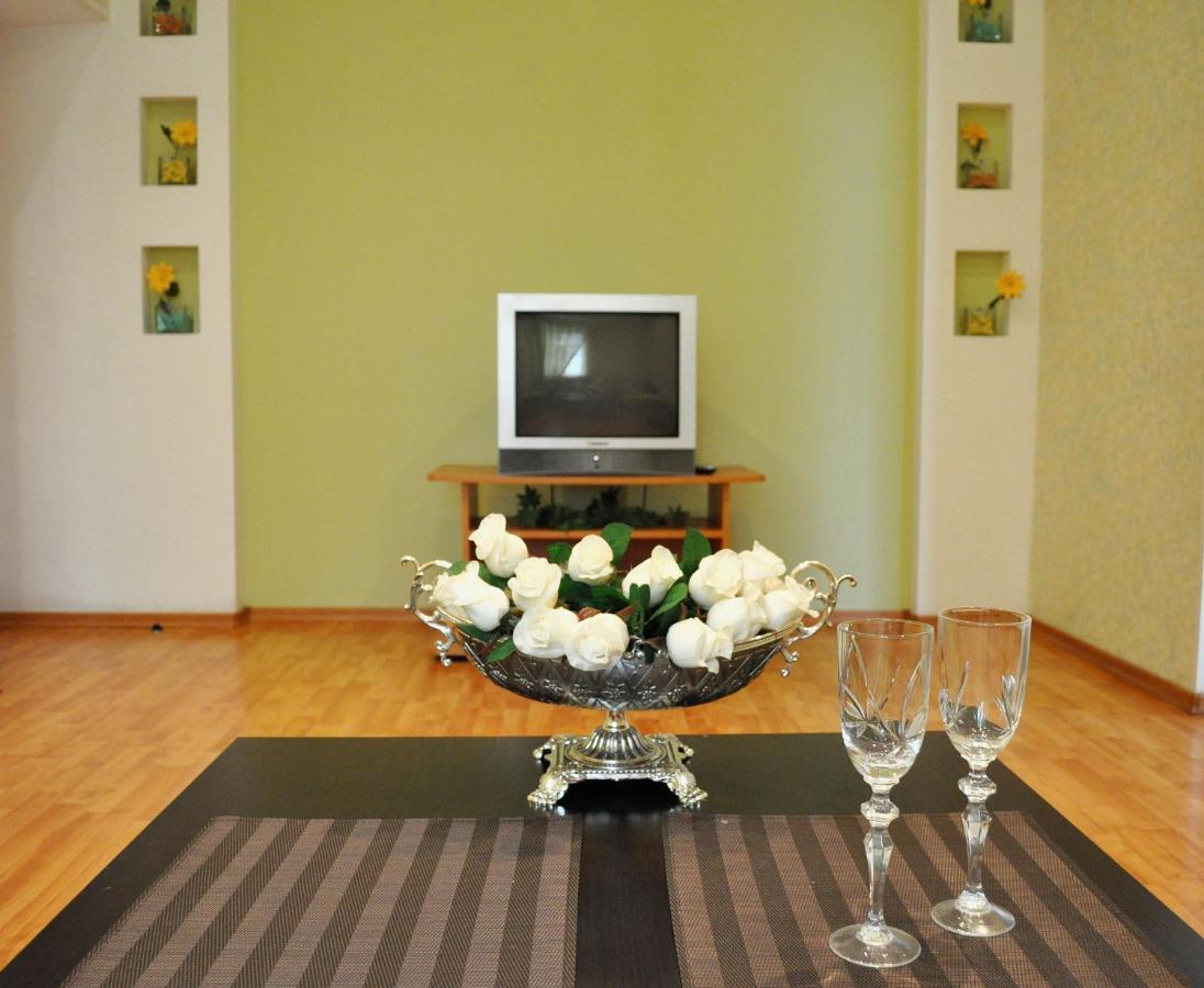 Apartment On Karbyshewa 1 Grodno Esterno foto
